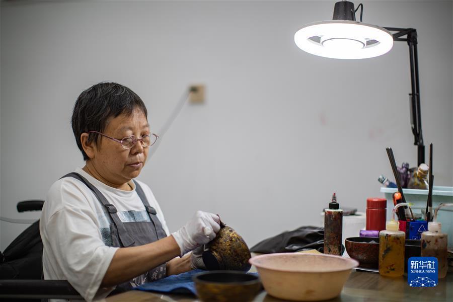 摆脱游戏手机版